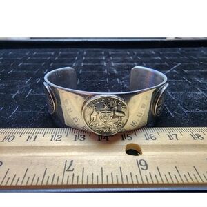 Rare WW2 Sweethearts Coin Silver Bracelet 1942/43 Australian 6 Pence Coin Inlays